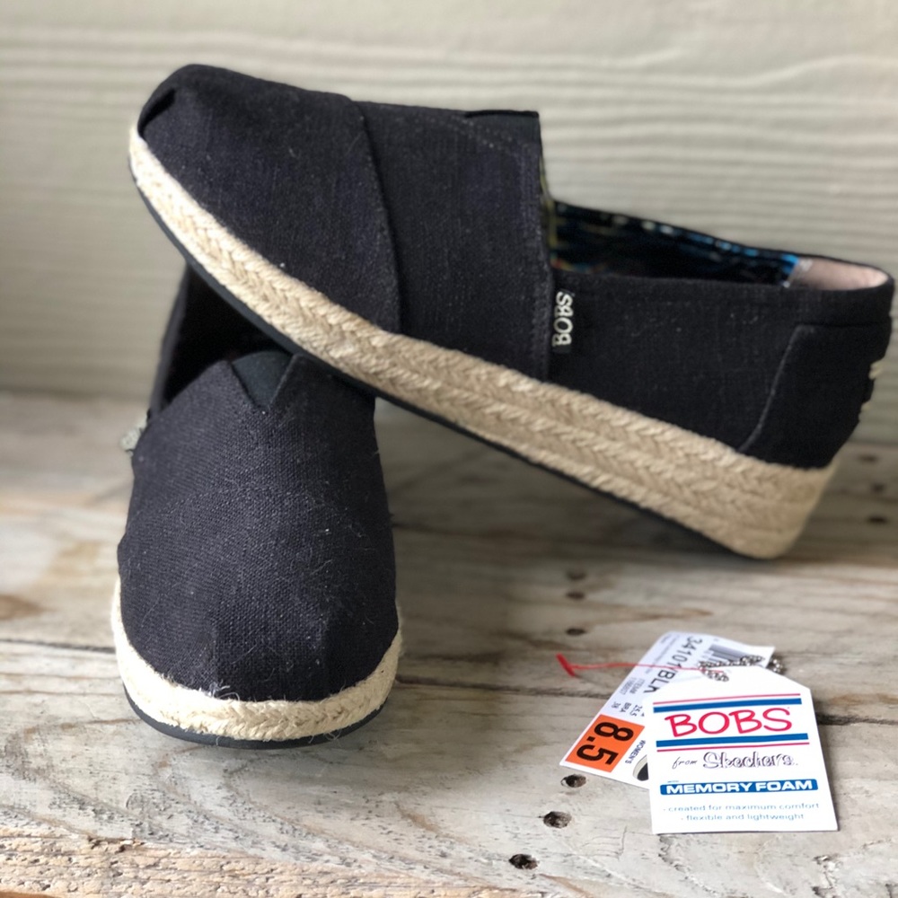 Sketchers Bob Wedge Canvas Shoe